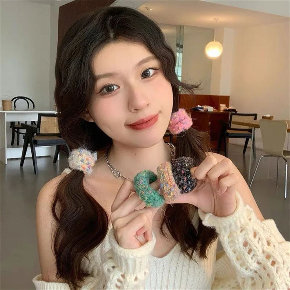 

Colorful Plush Elastics Hair Ties for Girl Cute Donut Towel Hair Rope Hair Accessories for Women In Winter