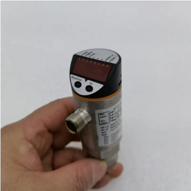 

IFM PN2020 Pressure sensor with display