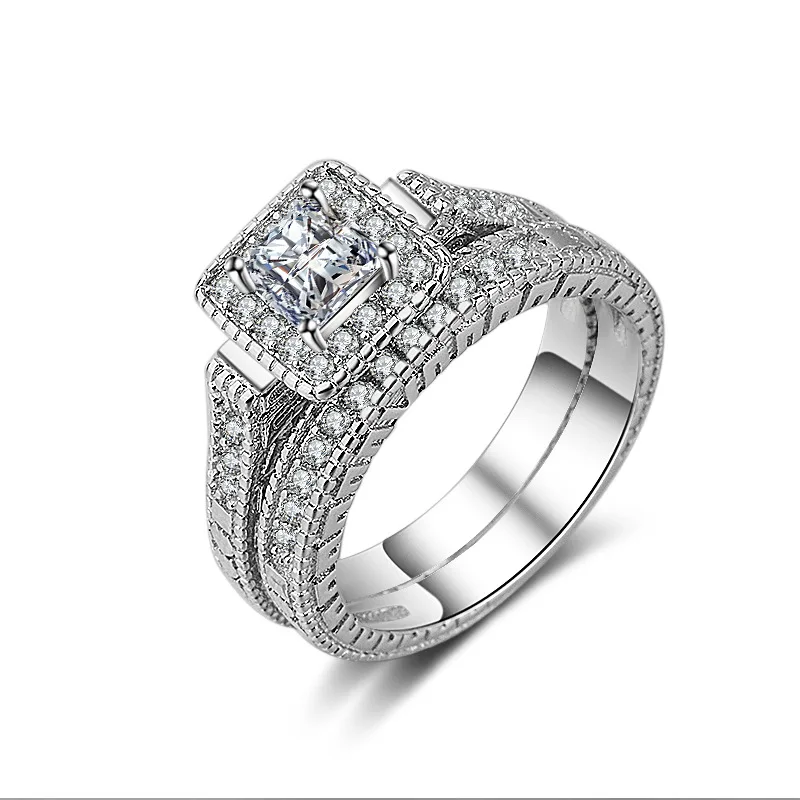 

White copper gold plated square main stone pattern ring