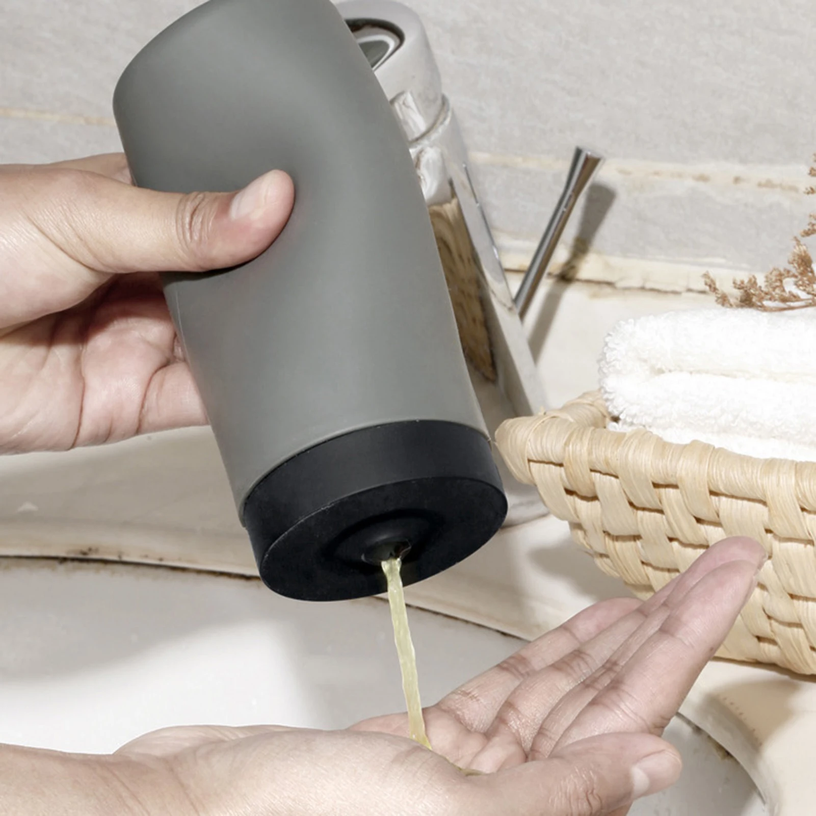 

Hand Soap Dispenser Dish Liquid Dispenser Lotion Shampoo Soft 240ml Manual Silicone Bottle Easy Squeeze For Kitchen Bathroom