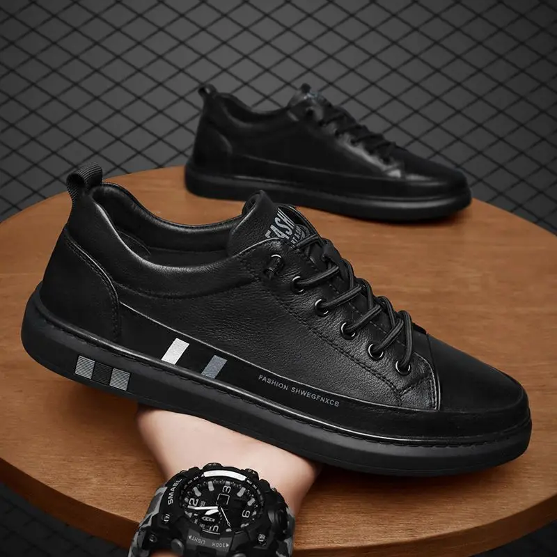 2023 New Men's Shoes Fashion Leather Men Casual Shoes Breathable Flat Shoes for Men Solid Sneakers Male Hot Zapatillas De Hombre