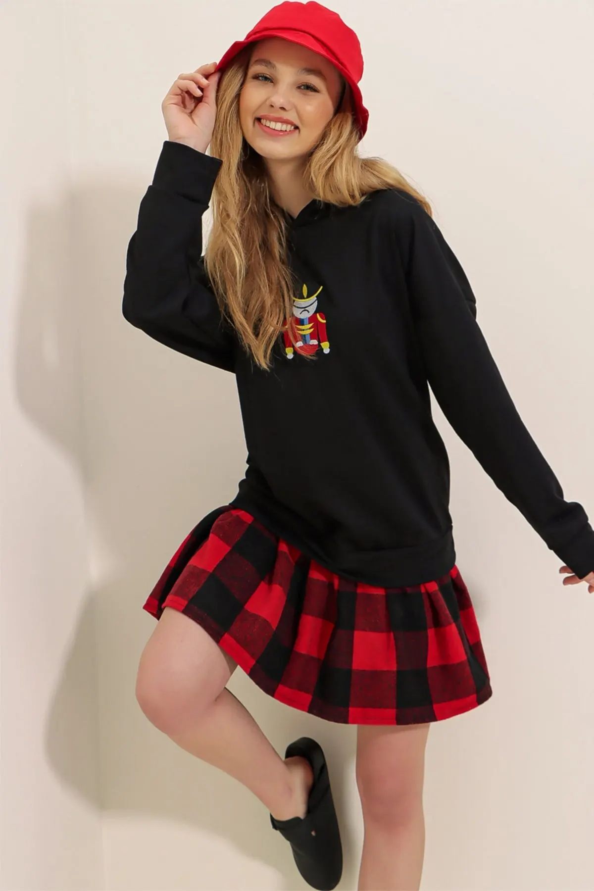 

Women's Dress Black Hooded Embroidery Skirt Plaid Sweatshirt Elegant Fashion Comfortable