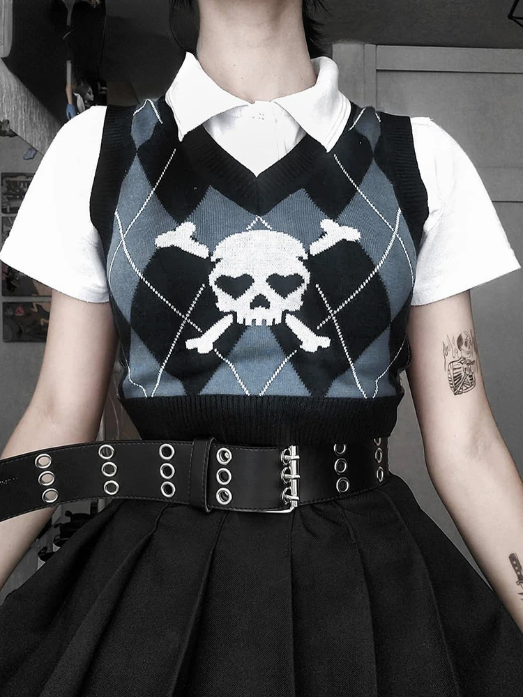 

Gothic Skull Print Sweater Vest Harajuku Punk Sexy V Neck Sleeveless Copped Tops Grunge Autume Winter Women Knitted Tops