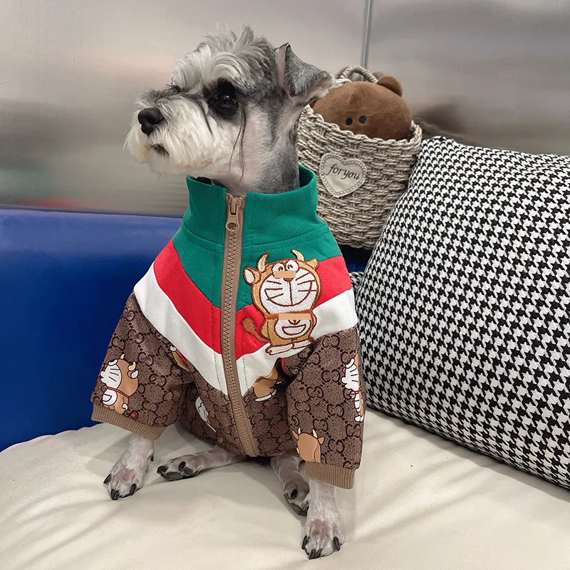 

Новая трендовая комбинированная рубашка для домашних питомцев трех цветов, модная куртка с мультяшным рисунком кота, свитер, одежда для мал...