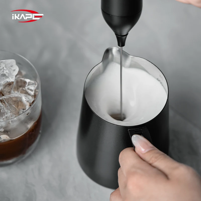 Фото Кувшин для латте-арта IKAPE 450 мл с ажурной ручкой, для домашнего бариста, для капучино/латте-арта, инструмент для приготовления кофе №4