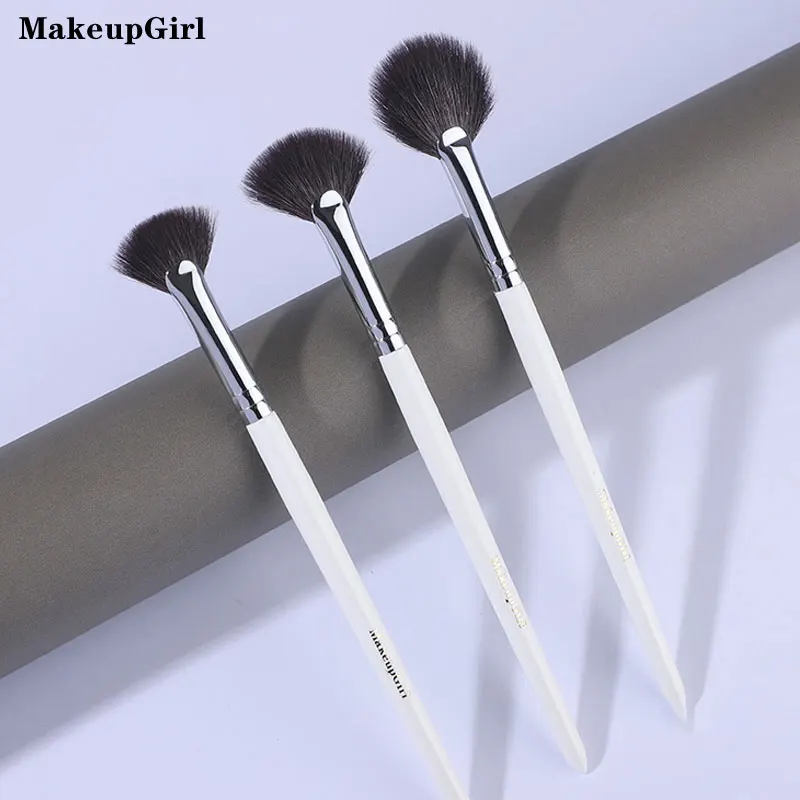 

MakeupGirl Makeup Brushes Sets Professional High Quality Natural Animal Wool Foundation Highlight Contour Makeup Brush Tool