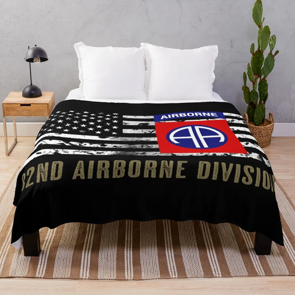 

82Nd Airborne Division (Distressed Flag) Cartoon Bed Sherpa Soft Throw Blankets