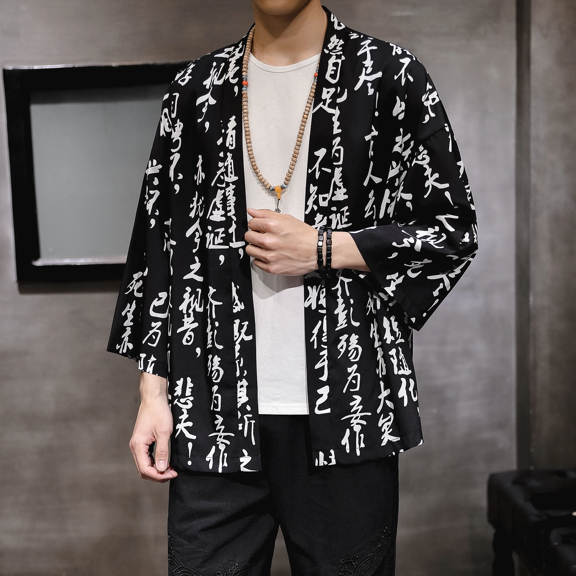 

2022 Chinese Style Summer New Men's National Hanfu Cloak Kimono Cardigan Thin Three-quarter Sleeve Road Robe Top for Men