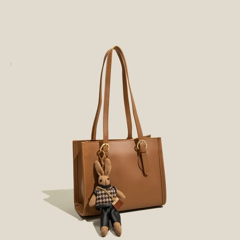 

Elmsk текстурная маленькая объемная вместительная сумка-тоут с медведем, женская сумка для подмышек 2022, осенняя и зимняя британская модная су...