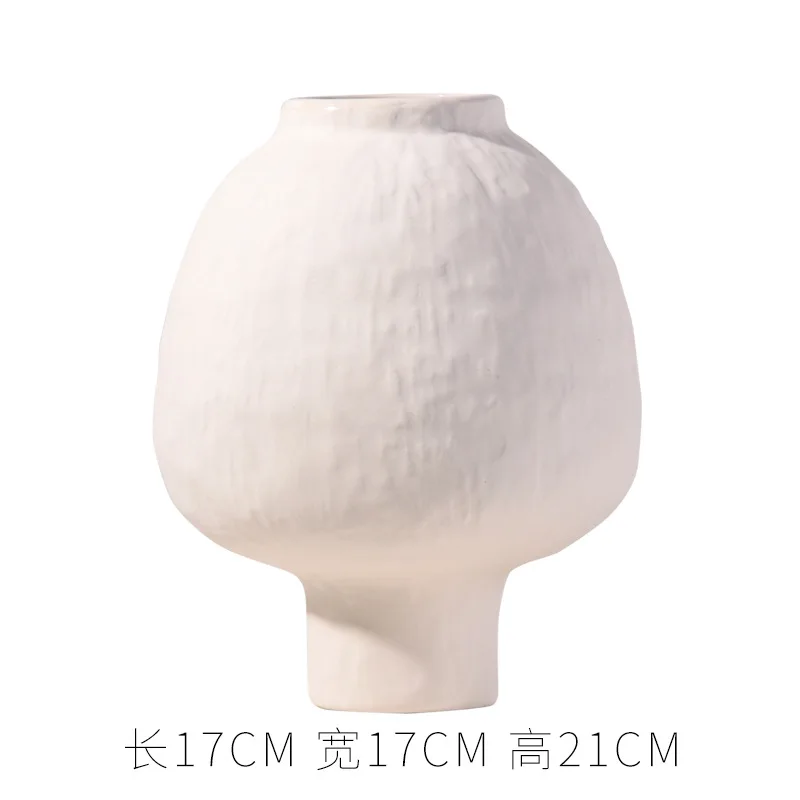 

Керамическая ваза ручной работы