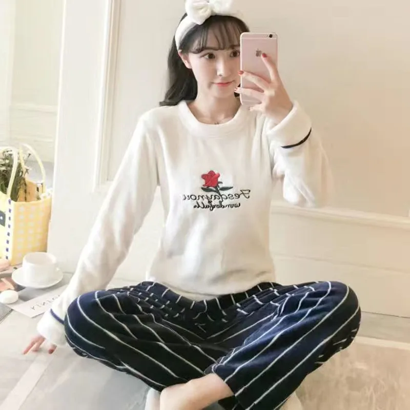 Women's Winter Pajamas Set Turn-down Collar Sexy Flower Embroidery Sleepwear Warm Flannel Pajama Casual Mom Big Size Homewear