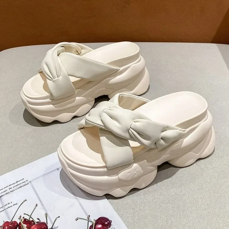 Женские тапочки на толстой подошве туфли с открытым носком платформе в