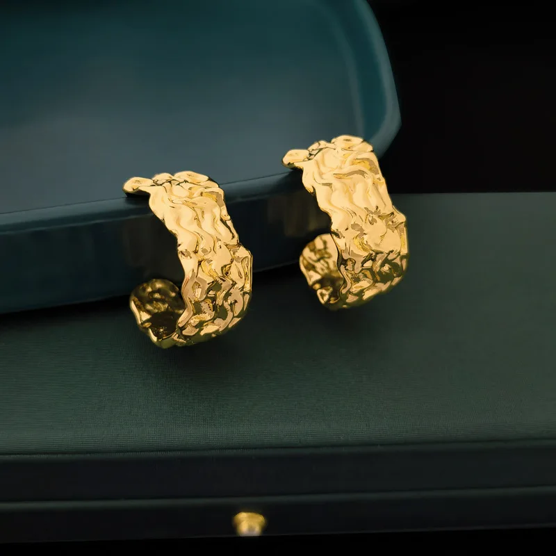 

Fashion Jewelry 925 Silver Needle Popular Design Gold Color Earrings High Quality Copper Irregular Earrings For Women Gifts