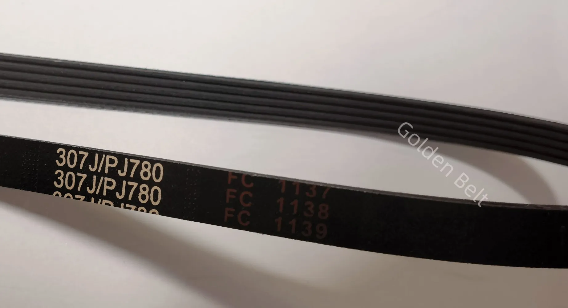 Ремень привода двигателя