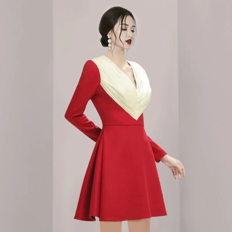 2022 Autumn Woman's Temperament  V-neck Pleated Contrast Waist Slim Dress