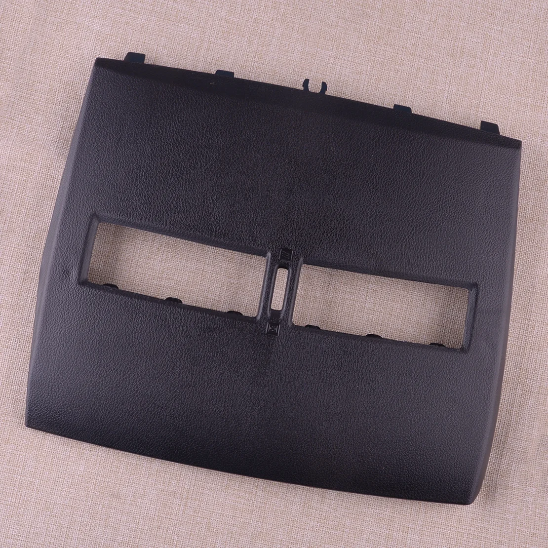 Черная передняя верхняя центральная накладка на вентиляционное отверстие