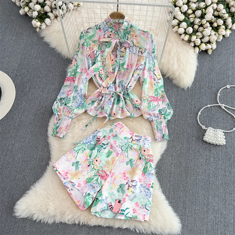 

Fashion Stand Collar Ruffle Splicing Print Set Women Lace-up Waist Long-sleeve Tops Wide Leg Shorts Ladies Summer Casual Sets