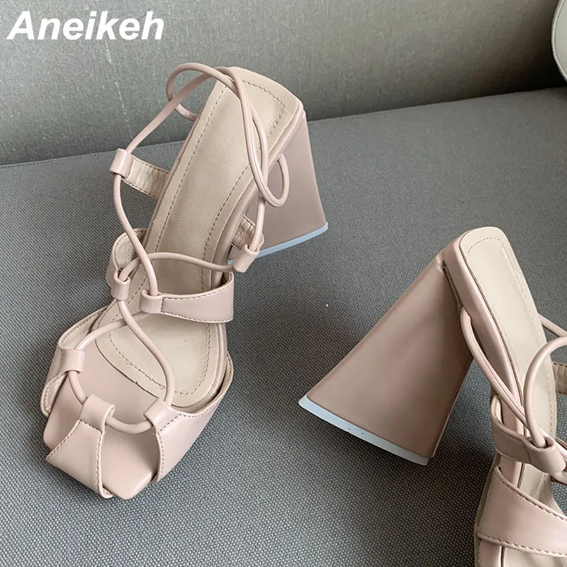 

Aneikeh Sexy Triangle High Heel Summer Sandals Square Head Shoes Hollow Gladiator Bandage Stiletto Strappy Cross Straps 35-41