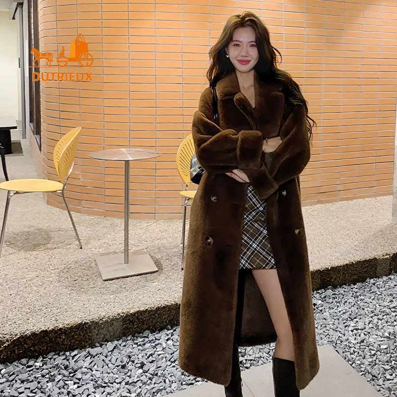 Женская куртка из натурального меха