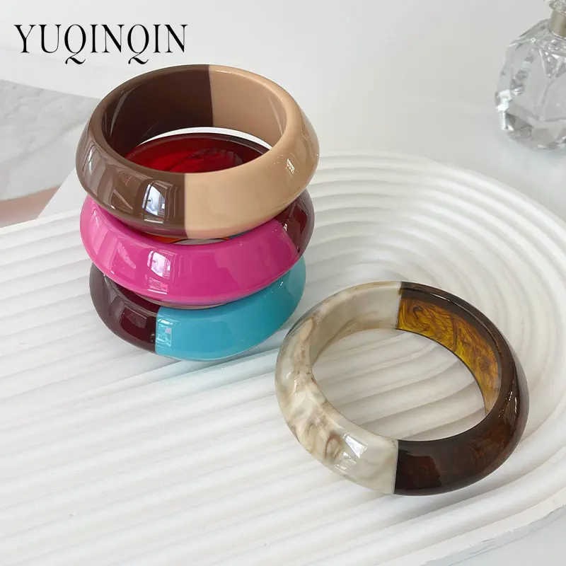 Винтажный длинный браслет из смолы