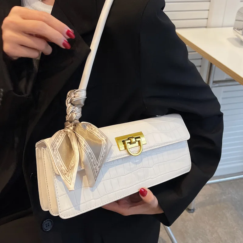 

Luxury Brand Designer PU Leather Shoulder Bags for Women New 2022 Trend Hit Lock Handbags Small Travel Hand Bag Lady Fashion Bag