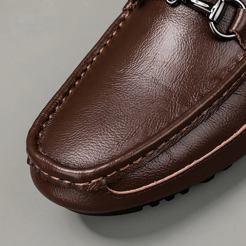 

Boat Shoes Daily Man Loafers Slip-On Shoes Classics Fashion Breathable Flat Shoes Casual Leather Shoes