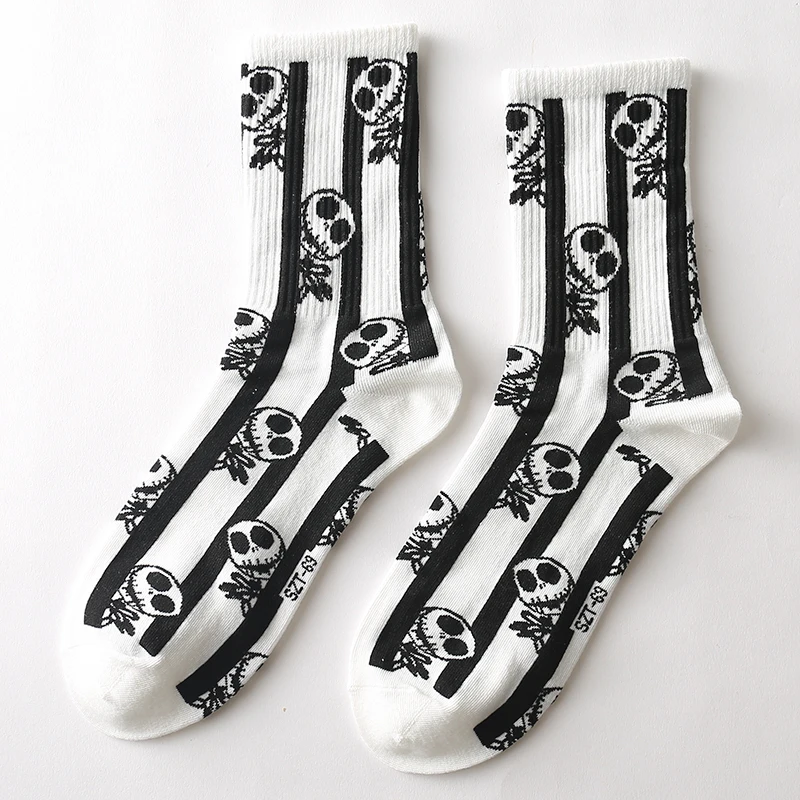 New Fashin Men Socks Funny Skeleton and Animal White Socks for Warm Gifts for Socks Men New Character Fuzzy Socks images - 6