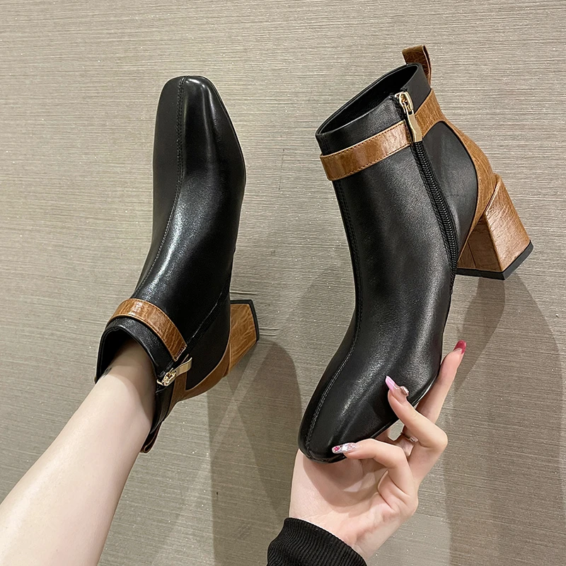 

Женские ботильоны из мягкой кожи, на высоком каблуке, с ремешком и пряжкой