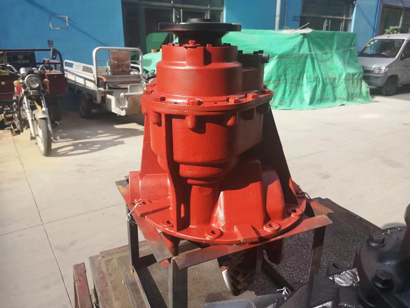 SHACMAN грузовик мост коробка запасные части для грузовика средняя ось задняя AC16axle