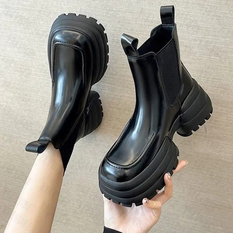 

Массивные туфли-лодочки, зимние новые теплые плюшевые женские ботинки челси на платформе и каблуке, повседневная классическая женская обув...