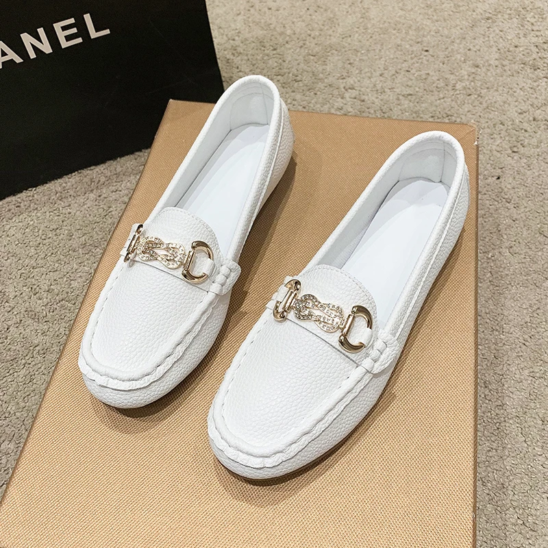 

Женские туфли без шнуровки, на металлической цепочке