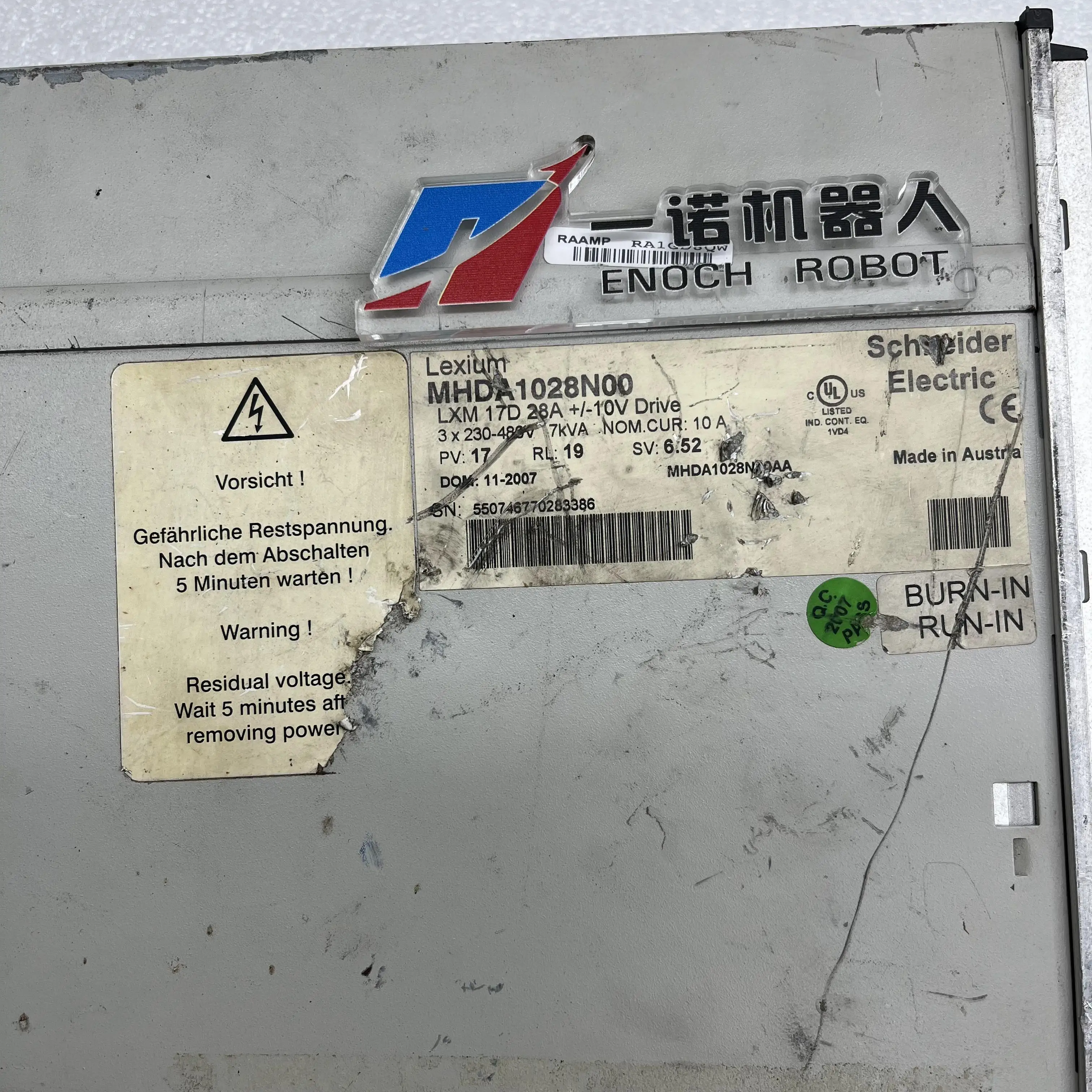 Сервопривод Schnei der MHDA1028N00 Б/у в хорошем состоянии другое электрооборудование