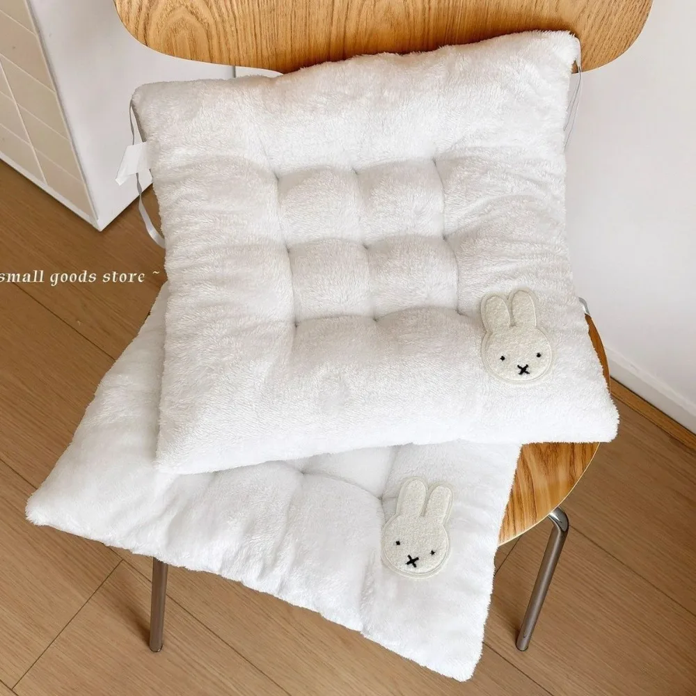 Фото Утолщенная подушка для сиденья Miffy Rabbit, милая подушка для офисного кресла, домашняя подушка для спины, мягкая, удобная, противоскользящая подушка для сиденья, коврик для офисного кресла, дивана №3