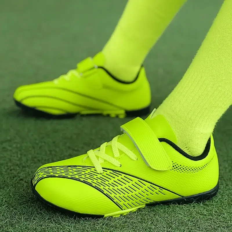 New Kid's Breathable Anti-slip Cleat Lightweight Durable Softness Sneakers For Outdoor Running Training