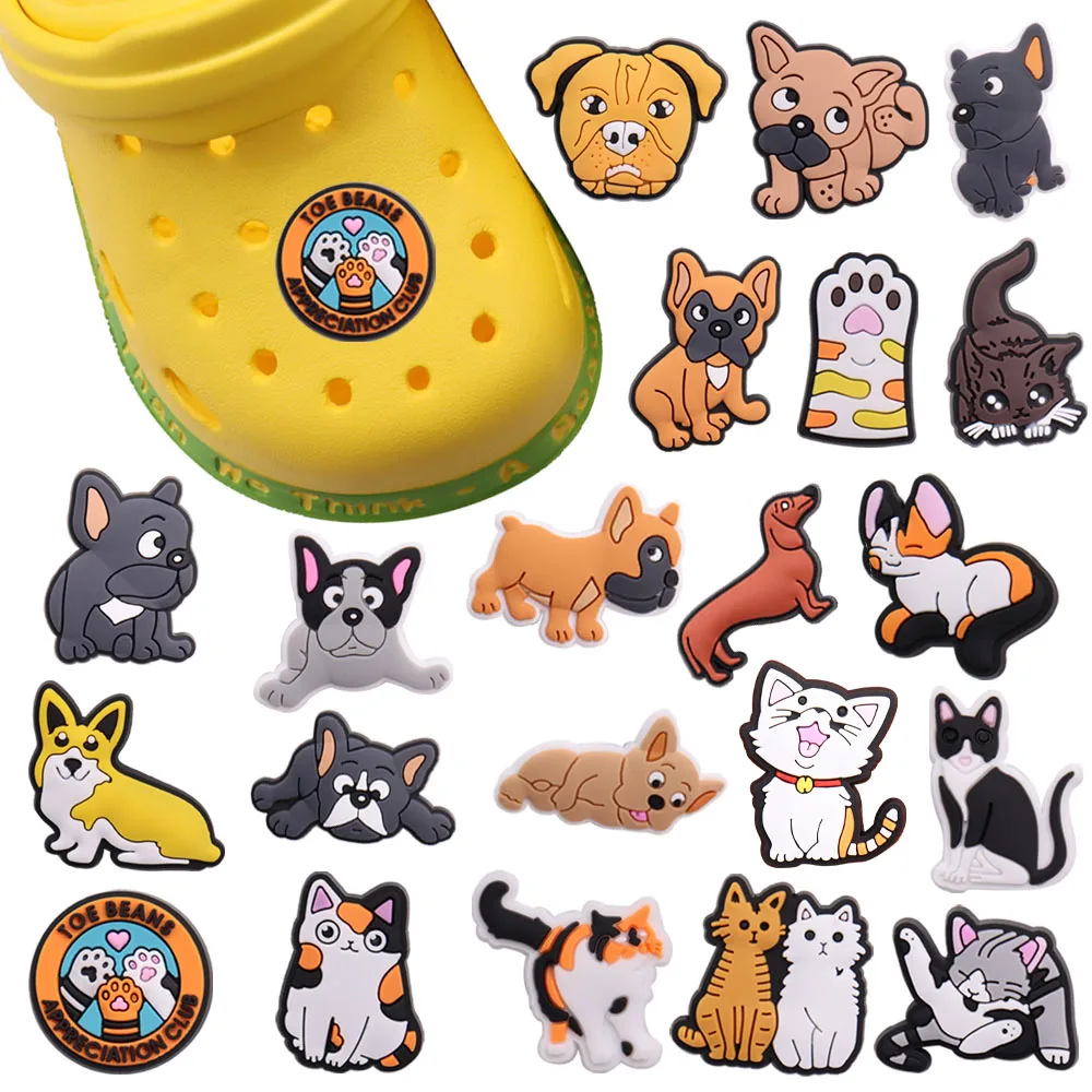 1-20pcs Cute Cartoon Bulldog Shoe Charms Cat Paw Dog Garden Shoe Accessories Decorations for croc jibz Kids Party X-mas Gifts