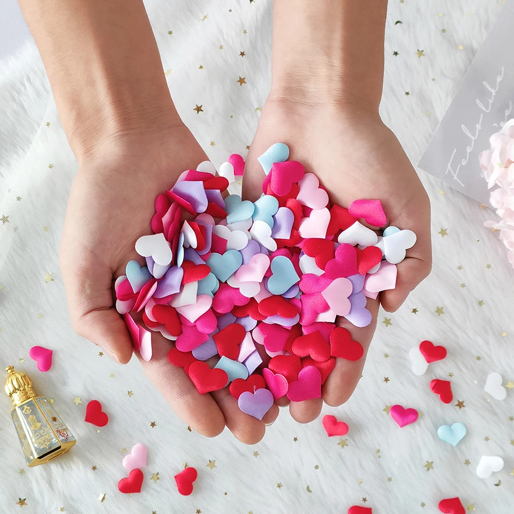 100Pcs Mini Romantic Sponge Satin Fabric Heart Petals Wedding Confetti Table Bed Heart Petals Wedding Valentine Decoration