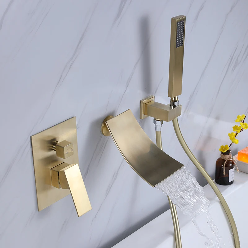 Смеситель для ванны Водопад матовый черный ручной душ с настенным креплением