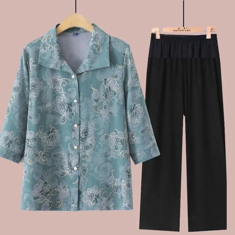 Костюм женский из рубашки и блузки с рукавом семь точек