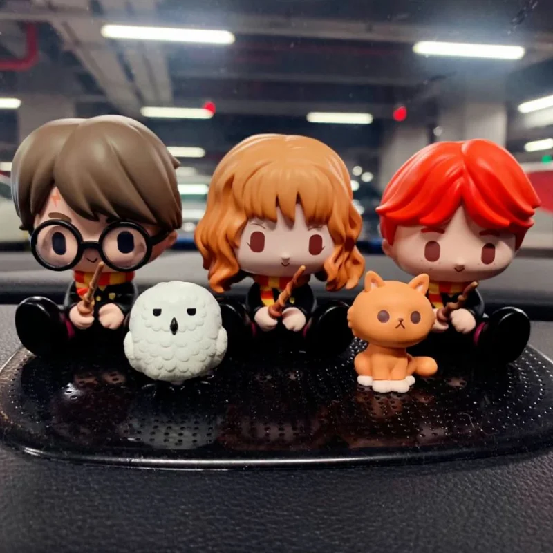 

Genuine Harry Potter Anime Figurine Hermi Draco Luna Ron Snape Dumbledore Kawaii Action Figure Cute Keychain Christmas Gift