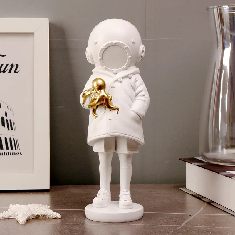 

DeepSea Diver Statues Banksy Sculptures and Figurines Home Decoration Luxury Living Room Decor Desk Accessories