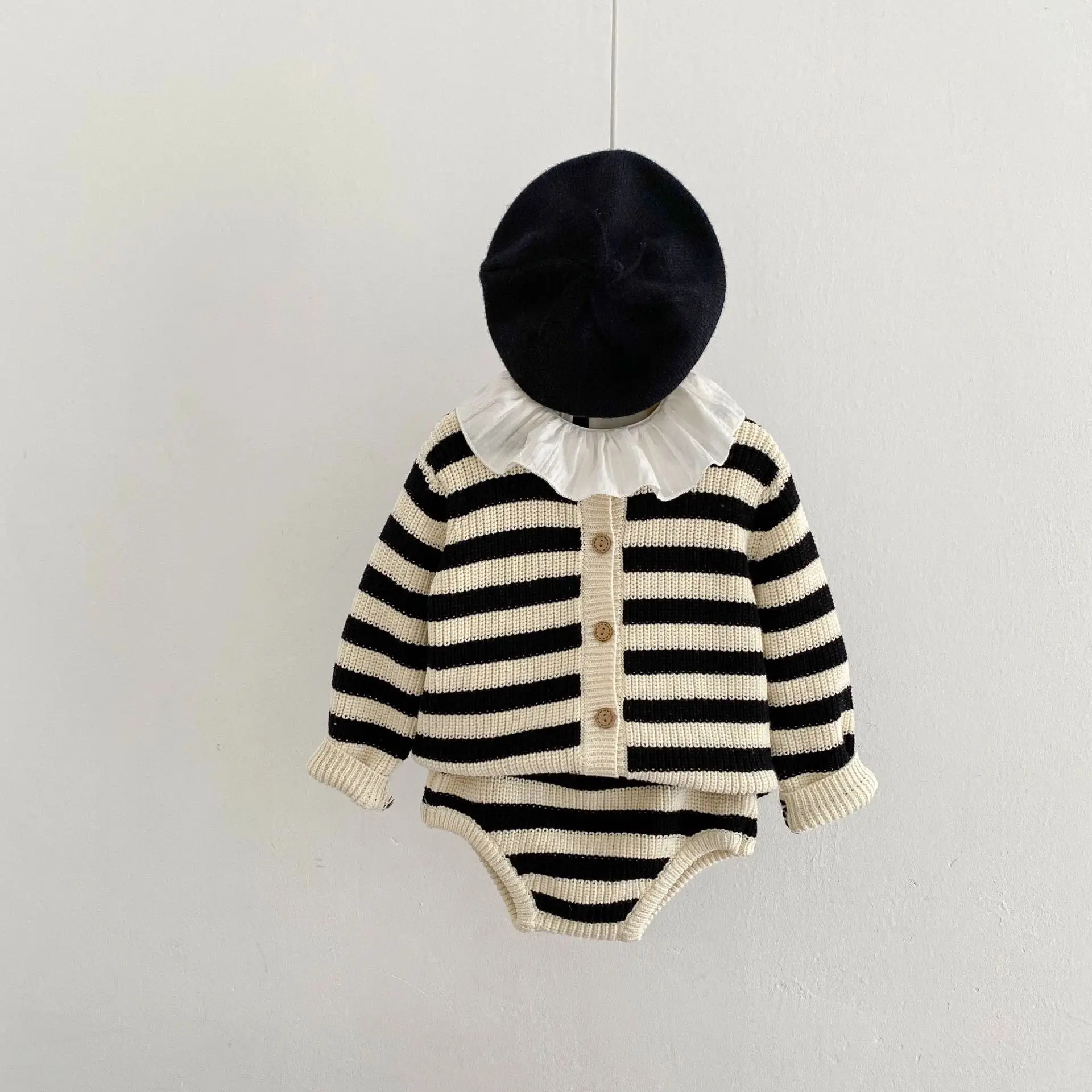 2022 baby clothing knitwear two piece set baby boy and baby girl set striped sweater spring and Autumn New