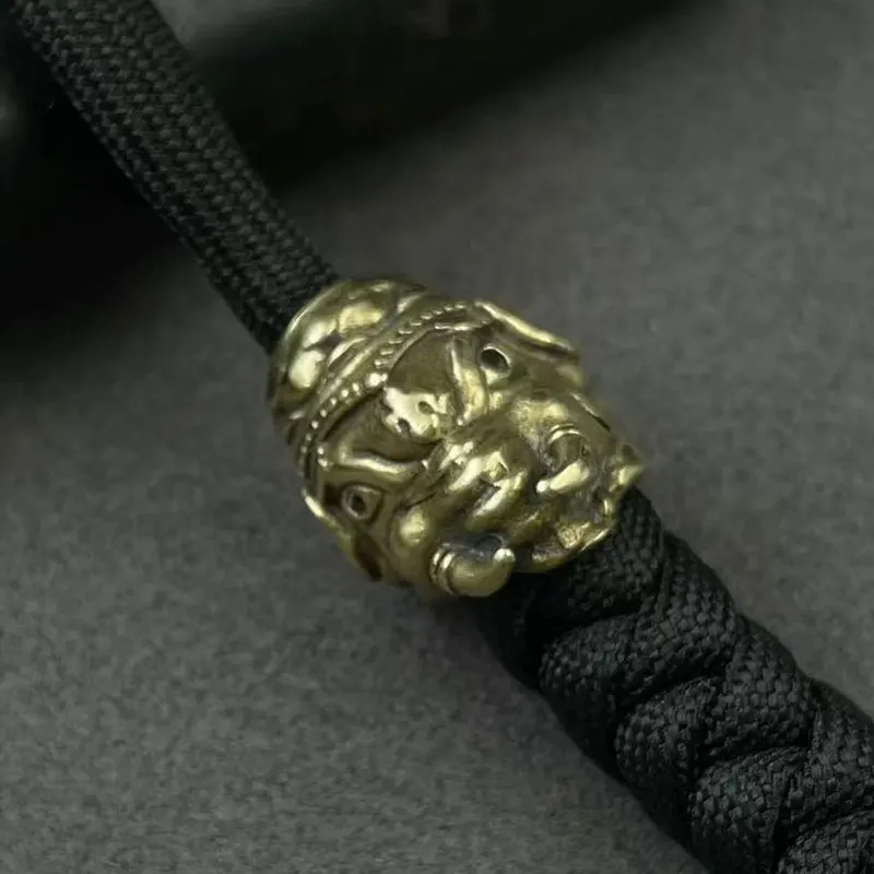 

1piece Brass Elephant Knife Beads Pendant Outdoor EDC Umbrella Rope Pendant DIY Paracord Bracelets Woven Lanyard Accessories