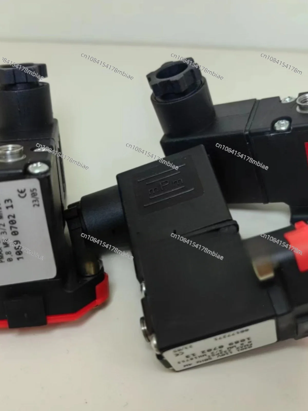 Клапан предохранителя воздушного компрессора 1622369480 Электромагнитный клапан