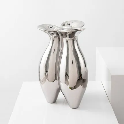 

Modern Plating Silver White Vase Ceramic Crafts Tripod Base Multiple Flower Arrangements Desk Ornament Artwork Nordic Home Decor