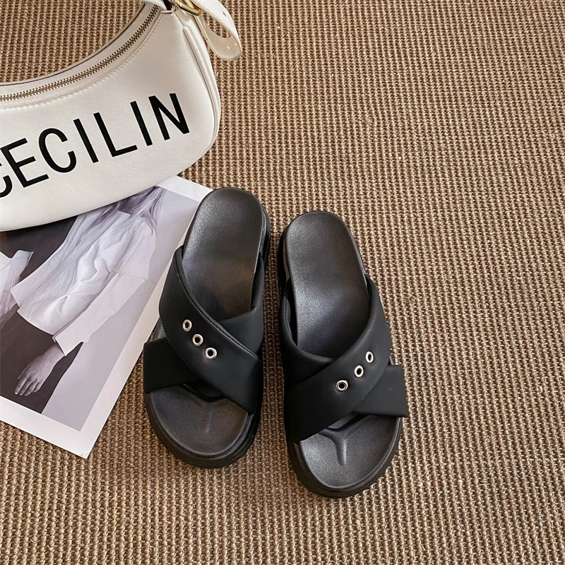 2023 New Thick Heel Slippers Women Wear Middle Heels Casual Soft Bottom Fashion All-match Sandals and Slippers Summer Trend