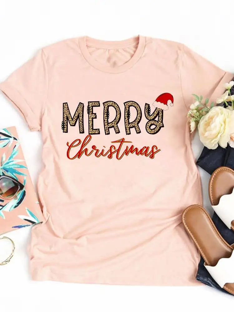 

Футболка женская с леопардовым принтом и надписью «Merry Christmas»