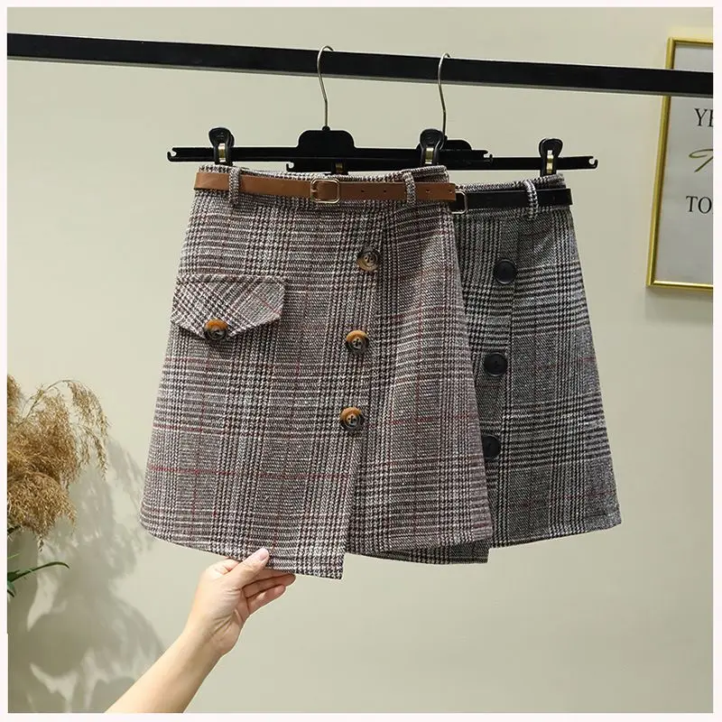 

Oversized A-line Skirt Women Clothing Autumn Winter High Waisted Plaid Fake Pockets Skirt Irregular buttocks Short Skirt BC358