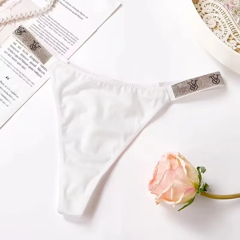 Женские трусики из хлопка и полиэстера с розовым кружевом нижнее белье