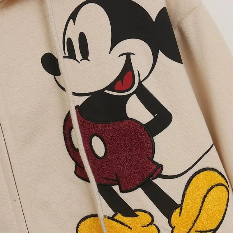 Осенний кардиган-свитшот с капюшоном и вышивкой