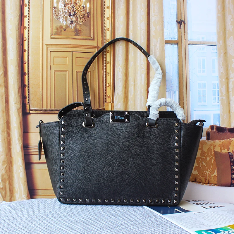 

2022 New Edition Classic Color Matching Women Crossbody Bag rivet shopping bag Shoulder Bags handbag 42*20*10cm